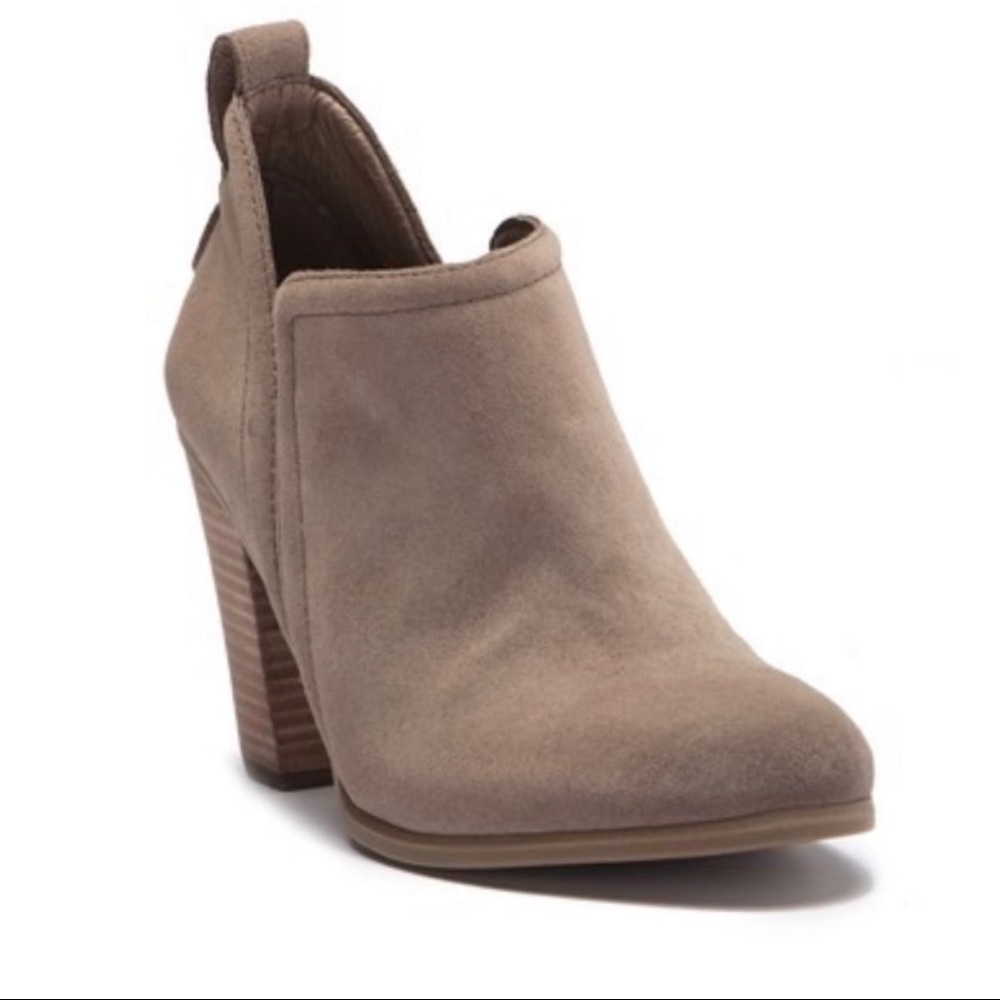 Vince Camino Francia Bootie - 7.5 - NWOT